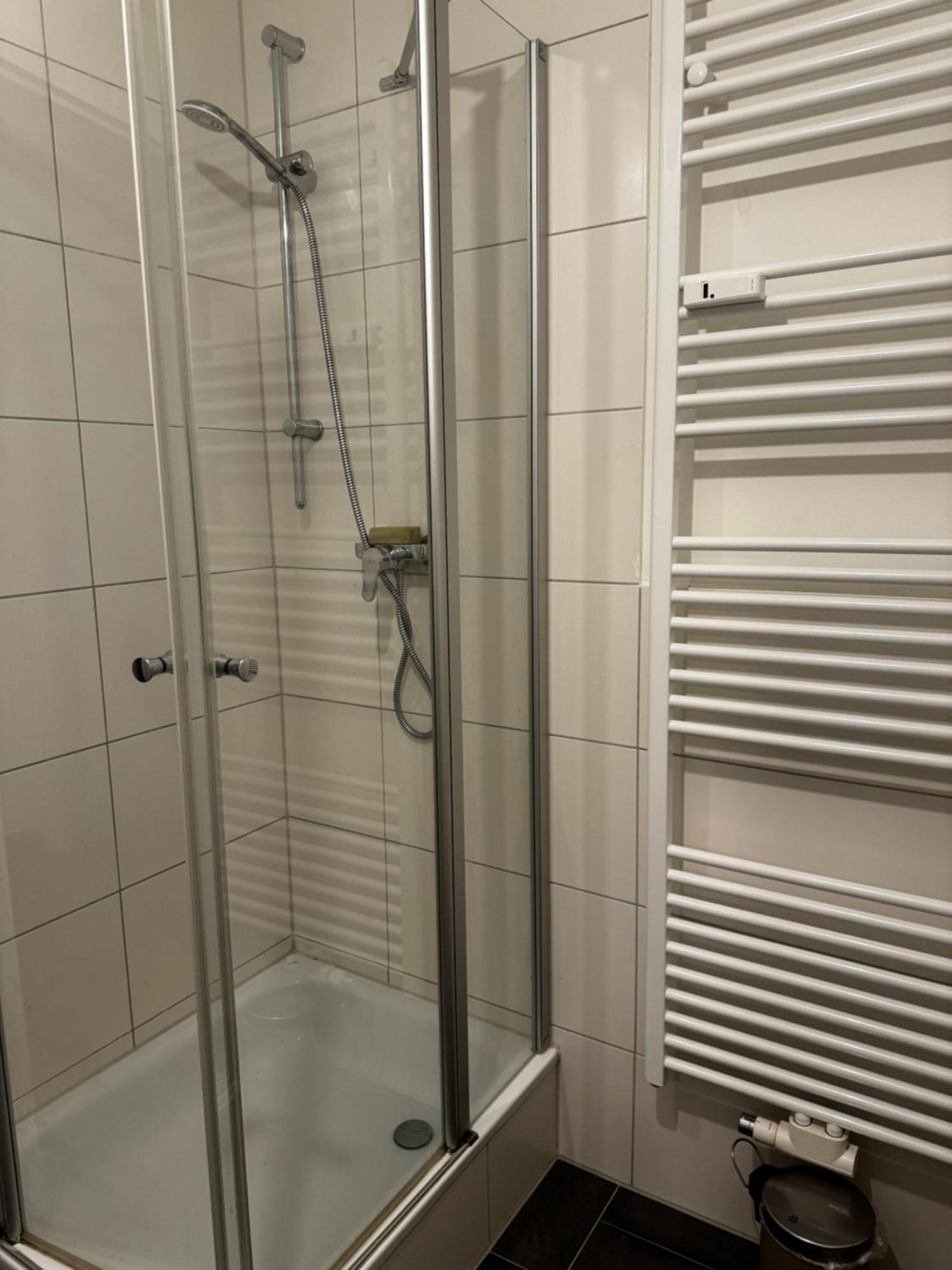 Fc Dortmund Center - Single Room Bagian luar foto