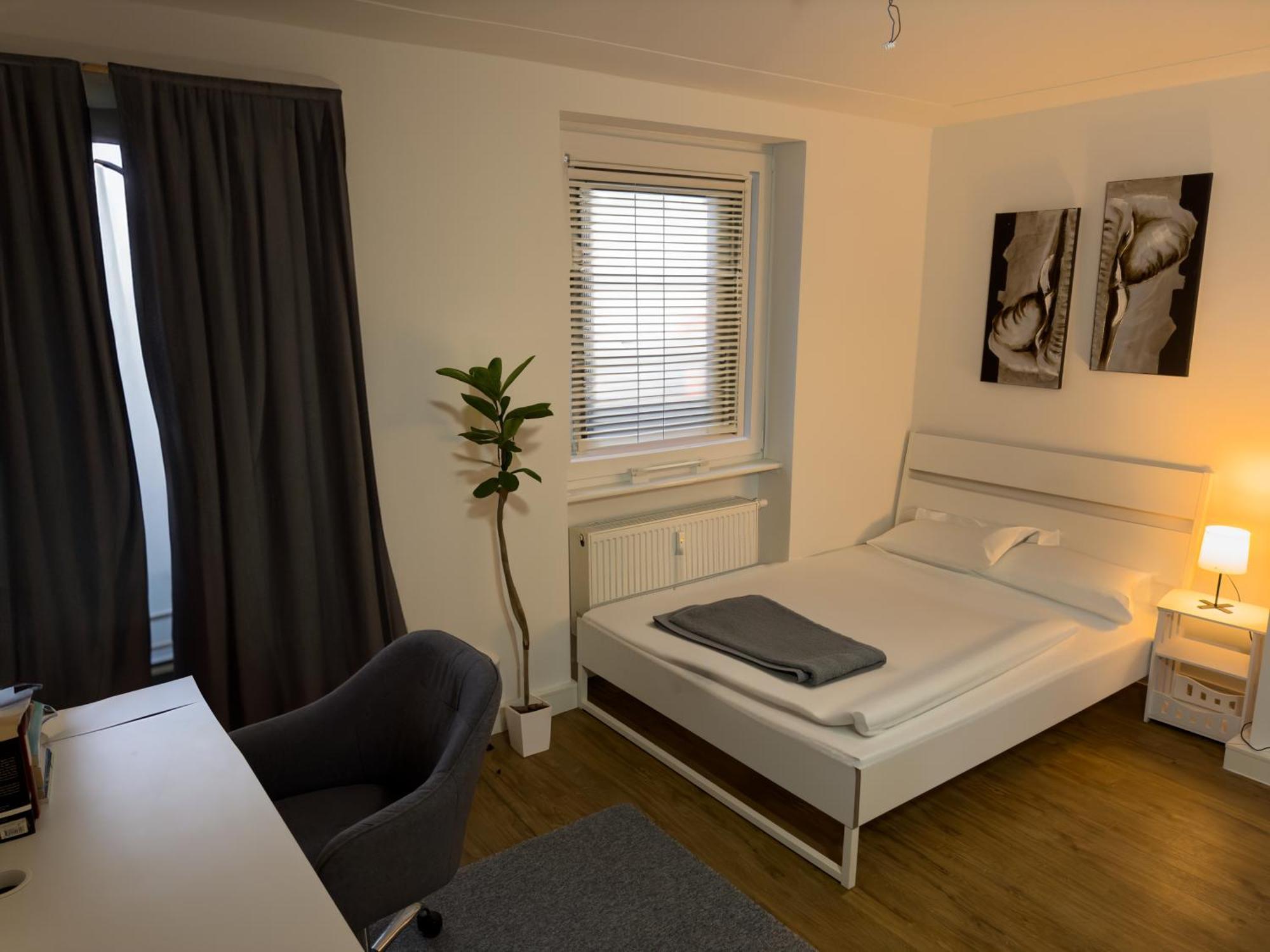 Fc Dortmund Center - Single Room Bagian luar foto
